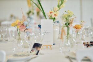 Wedding planner Rhône-Alpes (1) décoration de la table des mariés